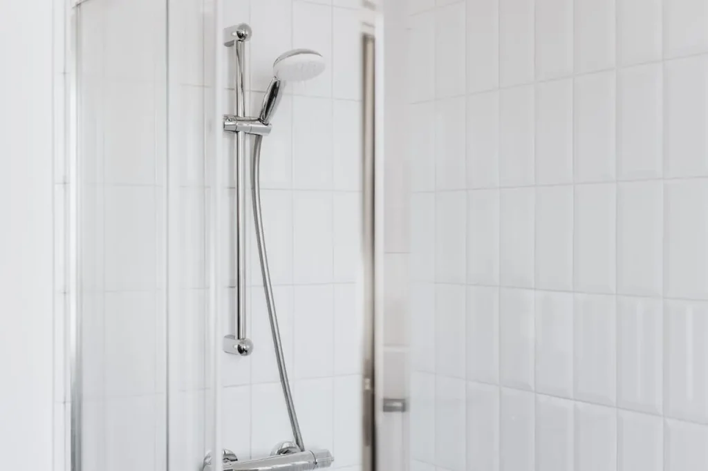 instalasi pipa shower